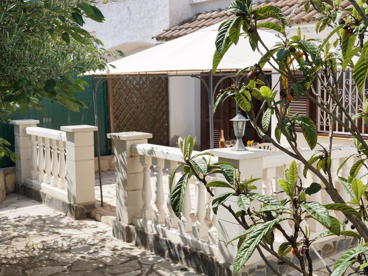 Danlux Ona: Luxuriöses Ferienhaus in Tossa de Mar mit privatem Strand & 24/7 Sicherheit in Santa Maria de Llorell, Tossa de Mar