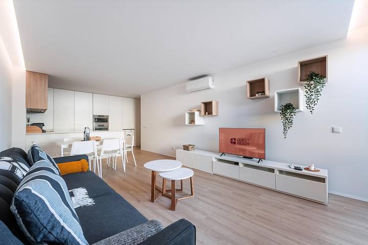 Gîte pour 5 personnes, avec Terrasse ainsi que Jardin et Piscine à Apúlia - 2