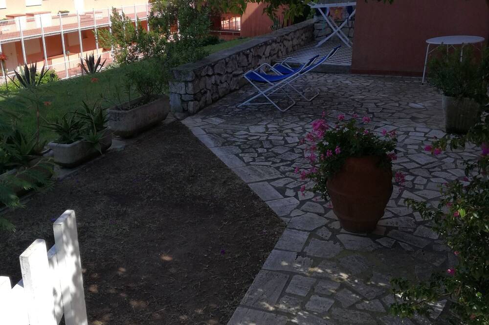 Apartment mit kleinem Garten in Capo d'Arco Elba in Capo d'Arco, Elba