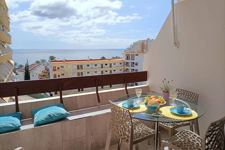 Holiday apartment for 3 people, with pool and balcony - 1