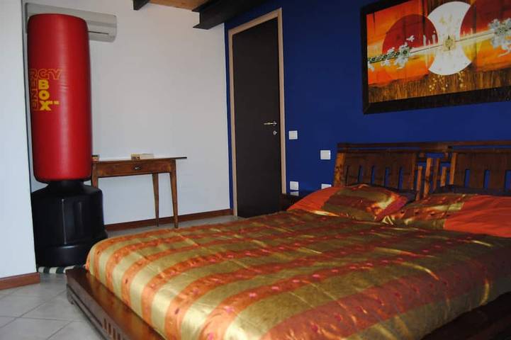Ganze Wohnung, Herz der Altstadt mit Terrasse, Wi-Fi Internet, Garage in Stampace, Cagliari