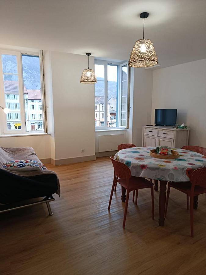 Appartement entier, Les Gîtes d'Altaïr-La Grande Ourse in Tarascon-sur-Ariège, Ariège