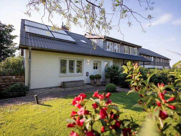Ferienhaus für 6 Personen, mit Sauna und Garten, kinderfreundlich in Alkersum - 3