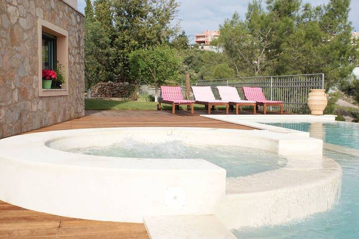Moderno, famiglie Villa con 15 metri lungo Infinity piscina privata e vasca idromassaggio in Theologos, Ftiotide