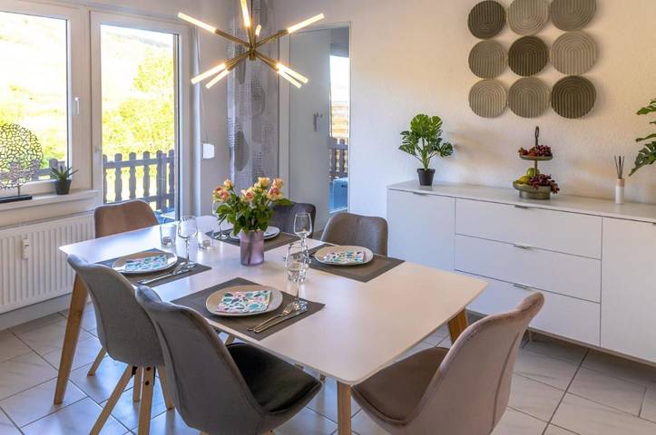 Ferienwohnung für 4 Personen, mit Terrasse und Ausblick in Burg (Mosel)