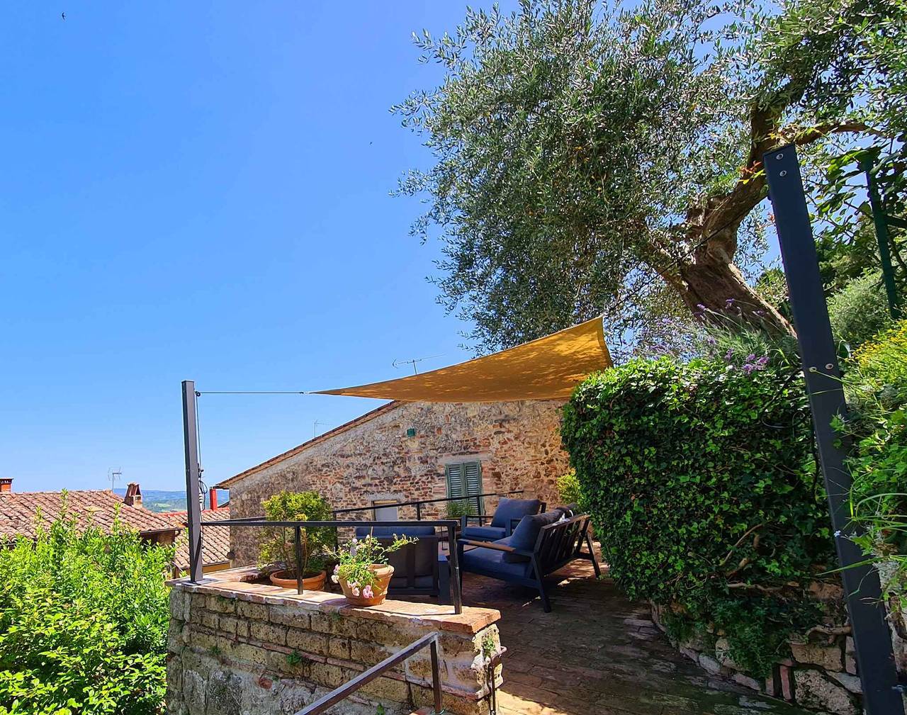 Vakantiehuis met tuin  in Cetona, Provincie Siena