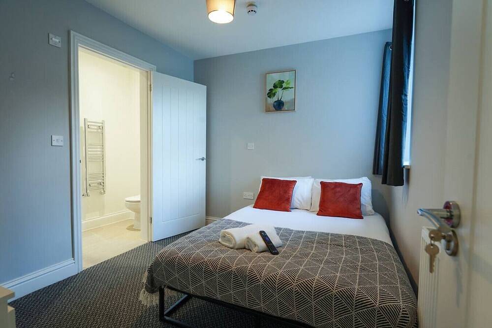 Appartamento intero, Contractor Stay • 2 Bed • 2 En-suites in Swansea, Swansea e dintorni