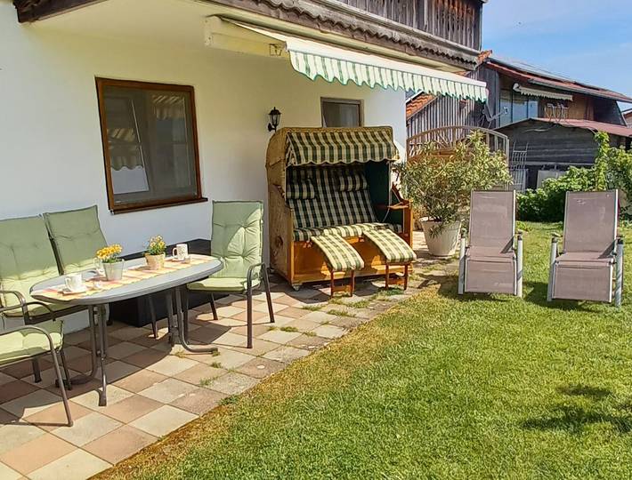 Ferienwohnung für 4 Personen, mit Balkon/Terrasse und Terrasse, kinderfreundlich in Frasdorf - 3