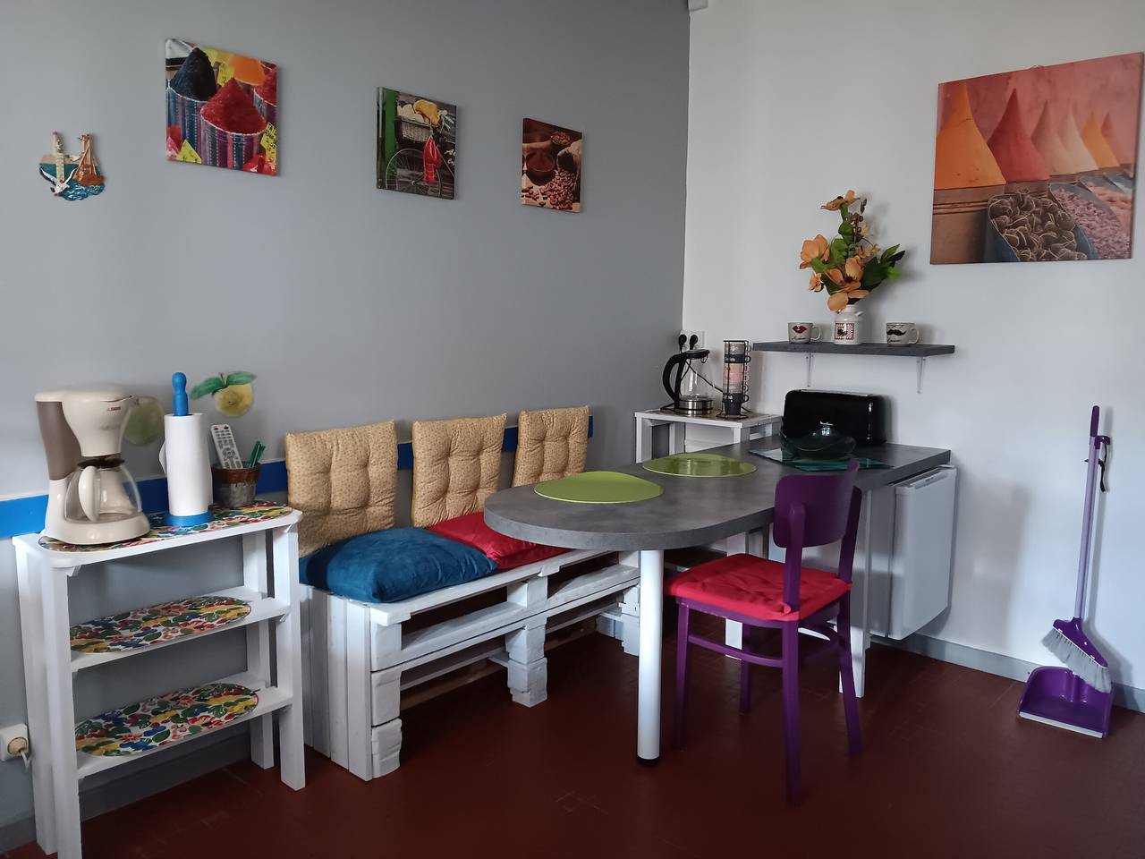 Detached Cottage Near Town Center in La Faute-sur-Mer in L'Aiguillon-la-Presqu'île, Vendée