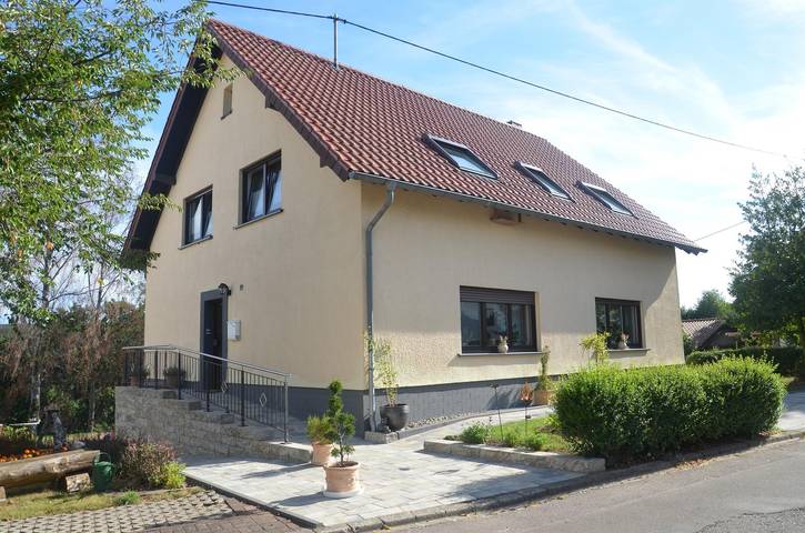 Ferienwohnung für 4 Personen, mit Terrasse und Garten in Hermeskeil