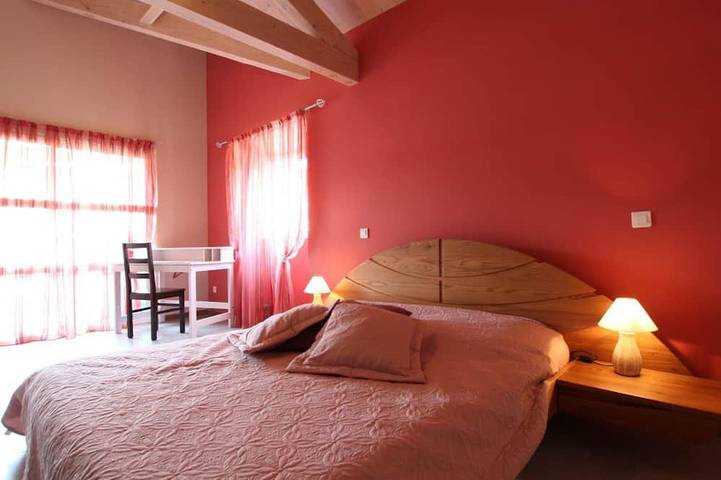 Gîte pour 6 personnes, avec jardin à Saint-Just-près-Brioude - 4