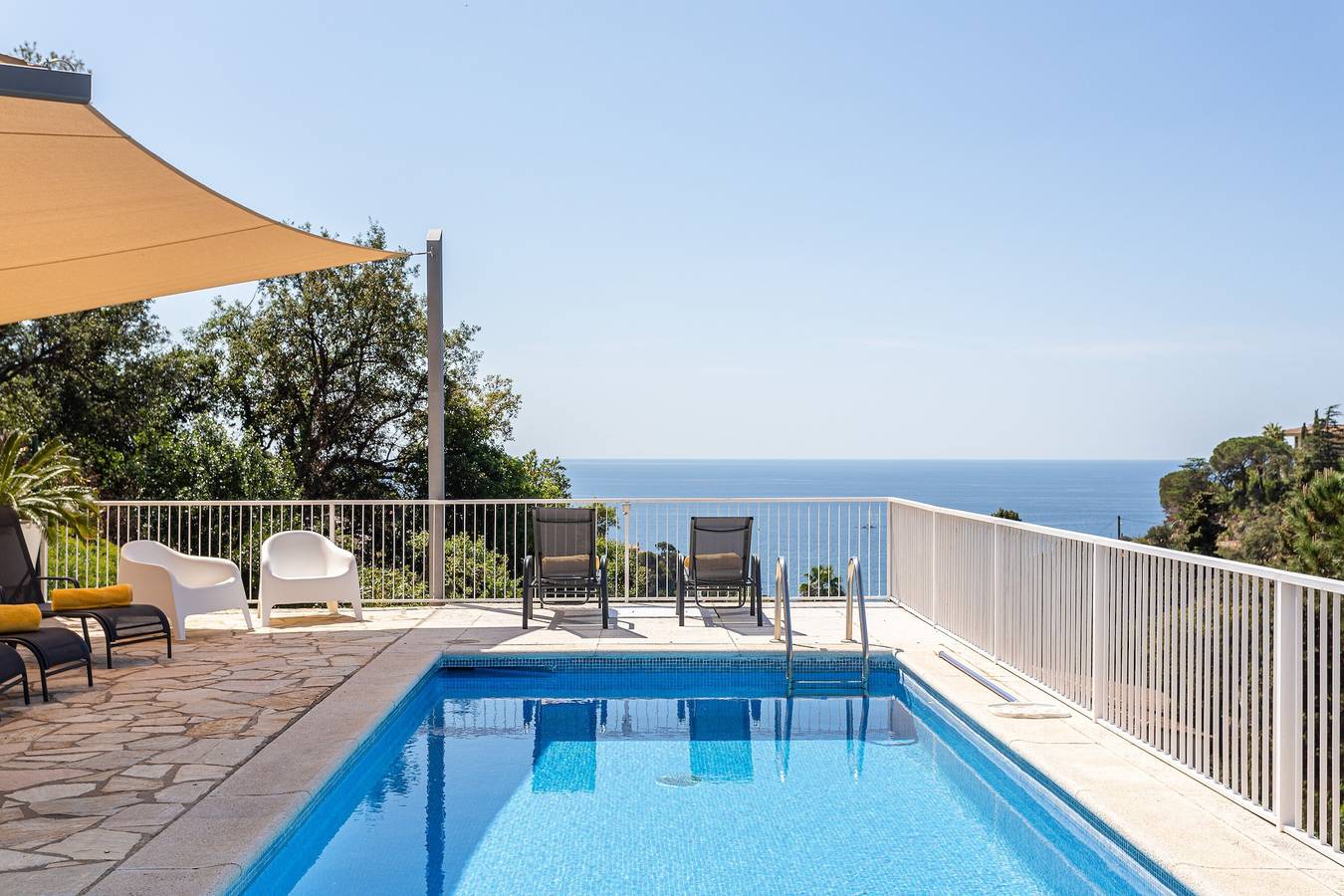Villa 'Casa Escorpión' avec piscine privée, Wi-Fi et climatisation. in Santa Maria de Llorell, Tossa de Mar