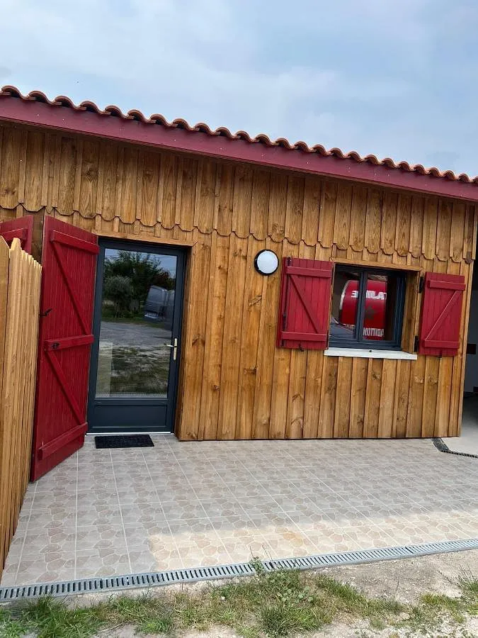 Apartamento de vacaciones para 3 personas, con jardín además de vistas y terraza - 1