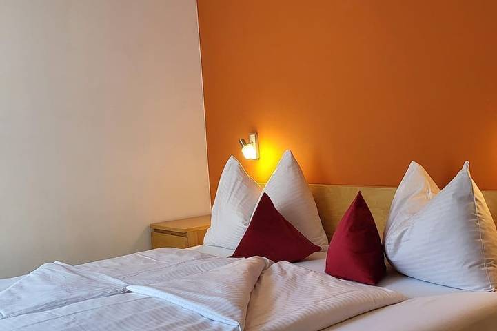 Chambre d’hôte pour 6 personnes, avec sauna et jardin à Brand - 4