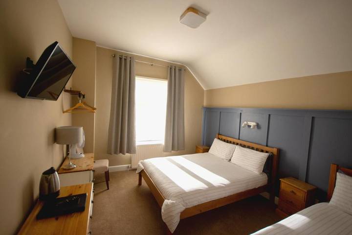 Bed and breakfast for 3 people in Stratford upon Avon