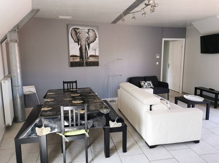 Gîte pour 5 personnes, avec terrasse ainsi que jacuzzi et jardin à Saint-Georges-sur-Cher - 4