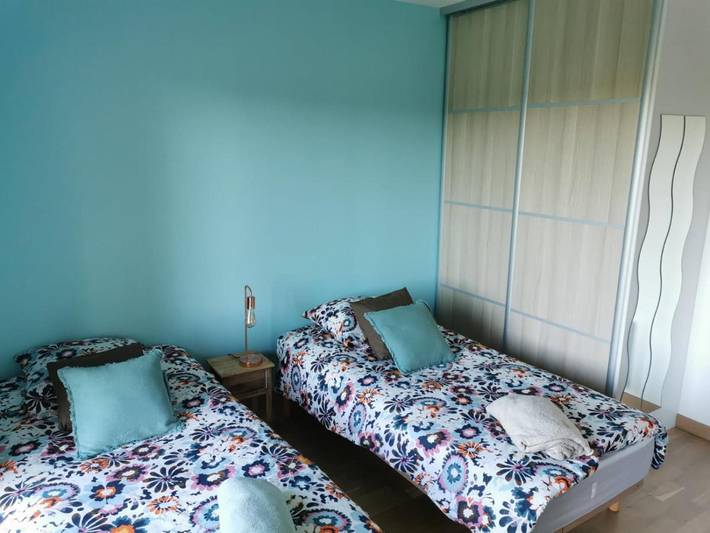 Location de vacances pour 8 personnes, avec jardin et vue, adapté aux familles à Hirel - 2