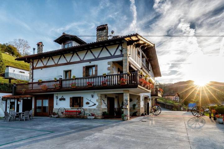 Gîte pour 4 personnes, avec jardin et vue à Lesaka - 2