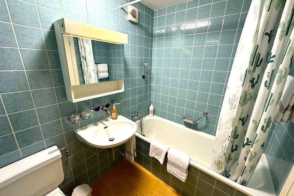 Geheel appartement, Concierge, Lake Thun/Alps Scenic Views by Swisshut in Sigriswil, Meer van Thun