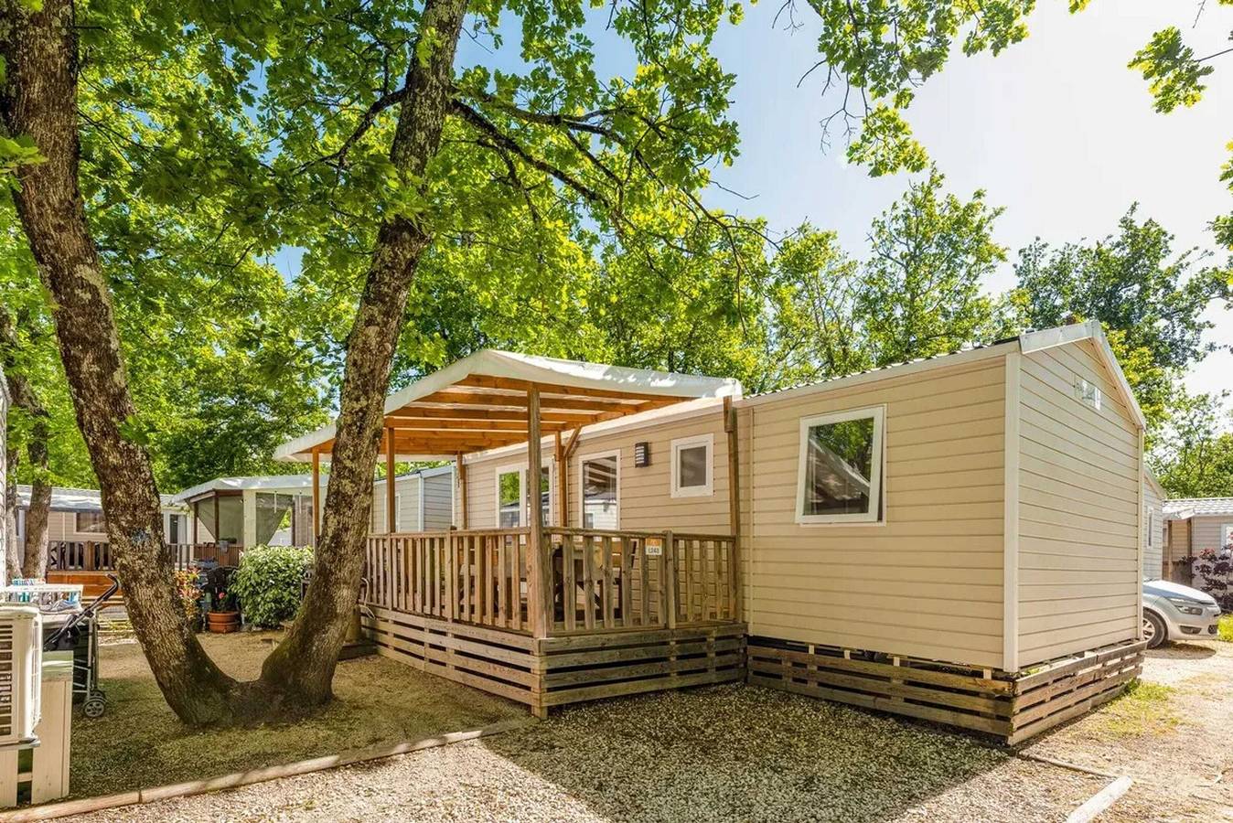 Bungalow con Servicios Compartidos cerca de Lagorce, 32 m² in Lagorce, Ardèche