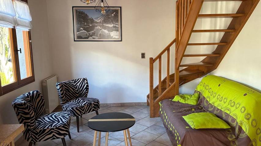 Location de vacances pour 8 personnes, avec vue et terrasse, animaux acceptés à Esterre - 3