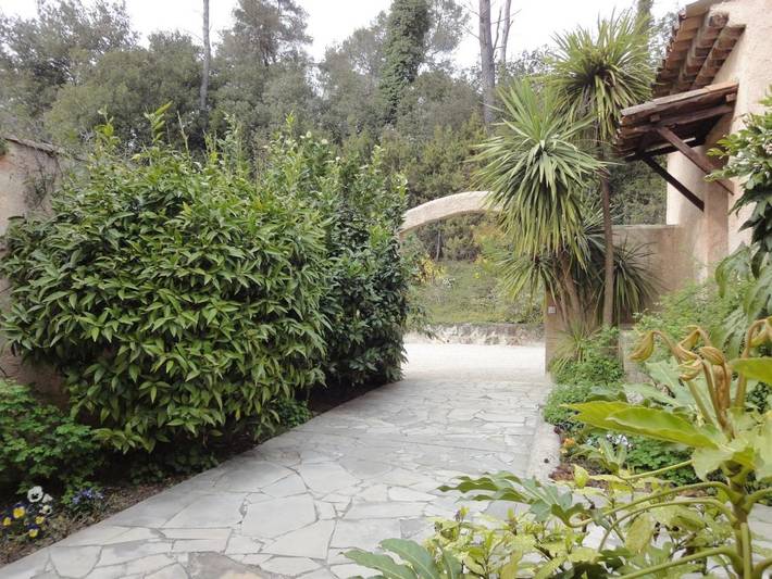 Location de vacances pour 2 personnes, avec jardin et vue à Saint-Paul-de-Vence - 3
