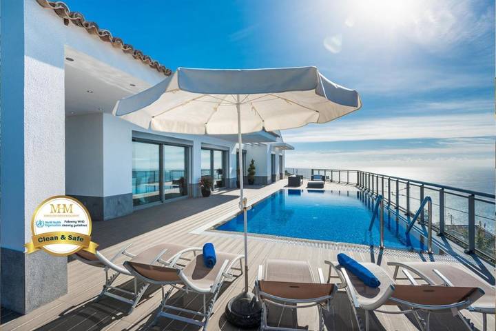 Ferienhaus für 5 Personen, mit Garten und Terrasse sowie Ausblick und Pool
