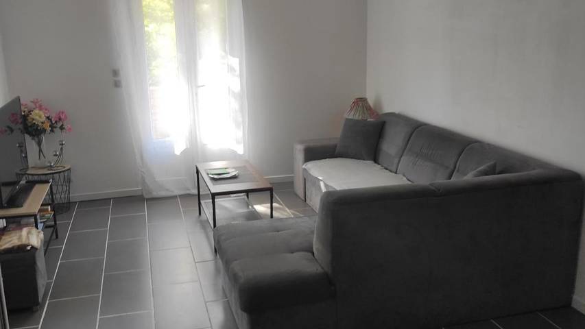 Gîte pour 5 personnes, avec terrasse à Lurs - 3