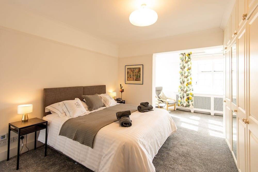 Seaside staycation, 5 mins from seafront, golf, celebrate or just relax !! in Frinton on Sea, Frinton and Walton