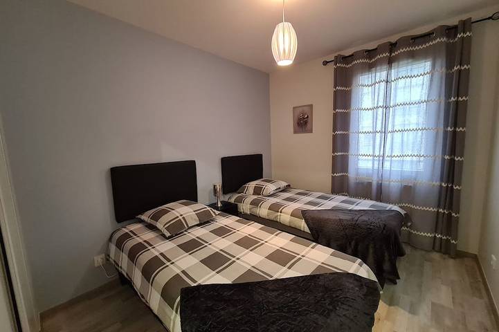 Gîte pour 4 personnes, avec balcon à Chassieu - 3