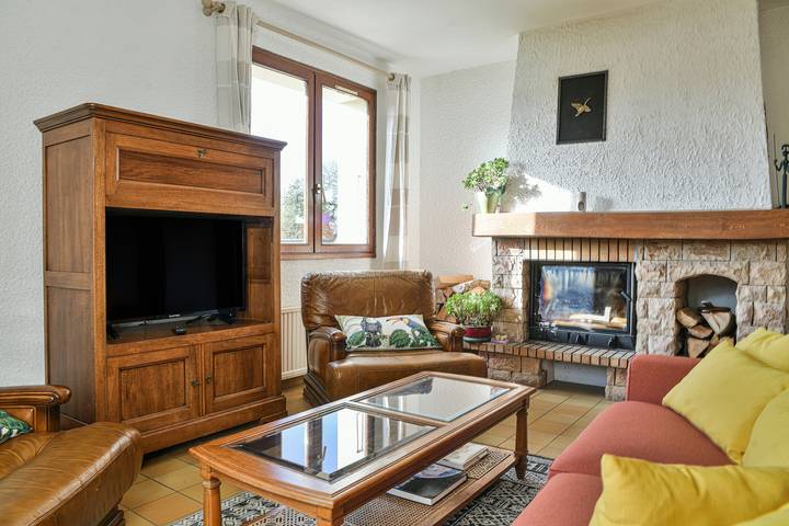 Casa de 120 m² para 8 personas: estadía auténtica y relajante en un entorno excepcional in Barby, Chambéry region