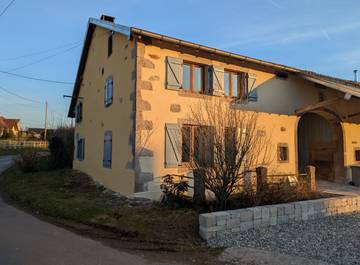 Gîte pour 6 personnes, avec jardin et terrasse, animaux acceptés à Champagney