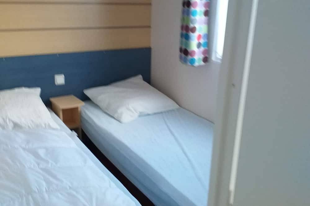 Seaside mobile home in Lingreville, Région de Coutances