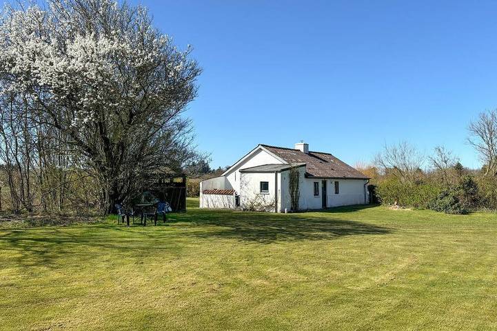 Ferienhaus für 3 Personen, mit Garten in Knud Strand