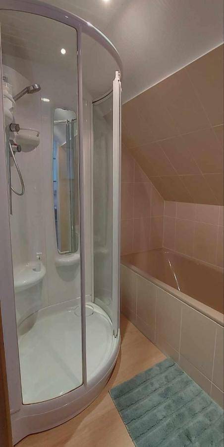 Location de vacances pour 8 personnes, avec terrasse ainsi que jardin et vue, animaux acceptés à Dixmude - 2