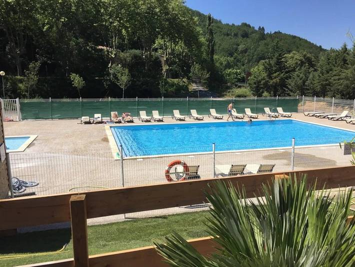 Mobil home pour 6 personnes, avec piscine et terrasse à Rennes-les-Bains - 2