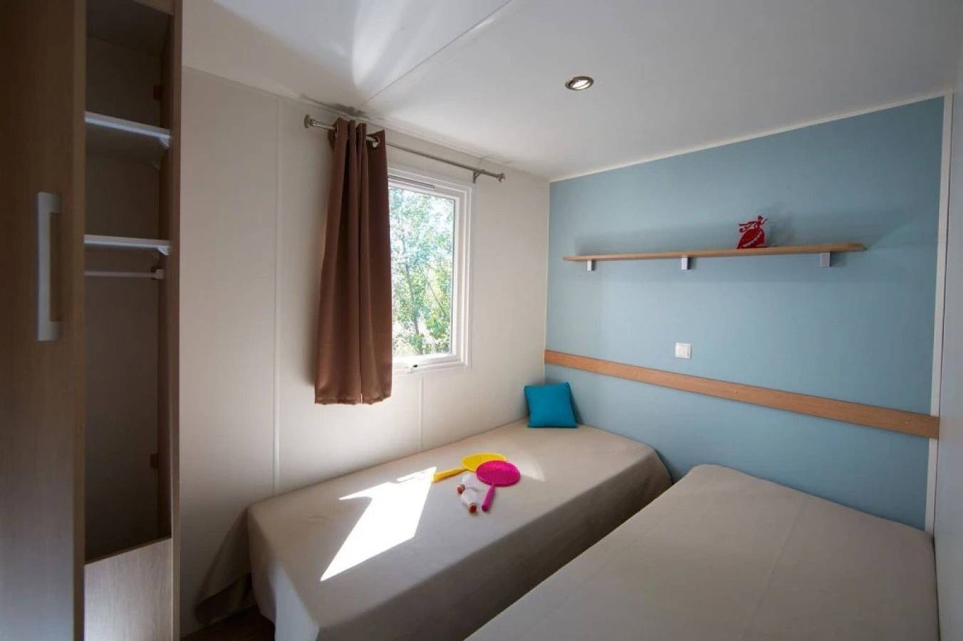Zecamping 4* piscine couverte mobil-home Bbq 40m2 in Angles, Vendée