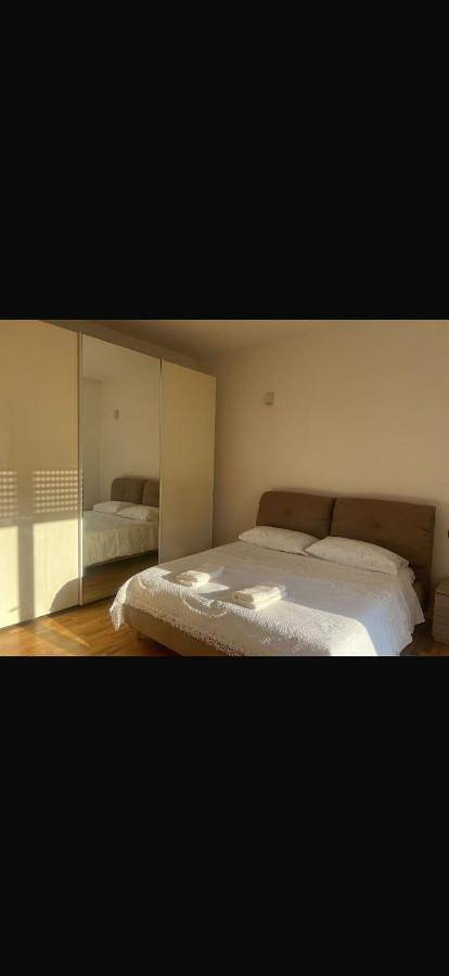 Appartamento per 4 persone, con Balcone e Giardino a Arcisate