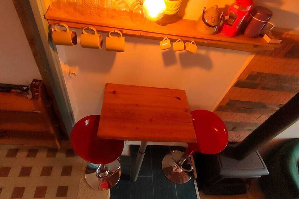 Appartement entier, Domo de abundo bis, studio cosy au pied du pic bugarach in Bugarach, Parc naturel régional Corbières-Fenouillèdes