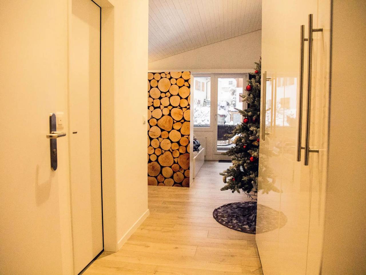Ganze Wohnung, 3 Pièces 8 Personnes in Disentis, Surselva