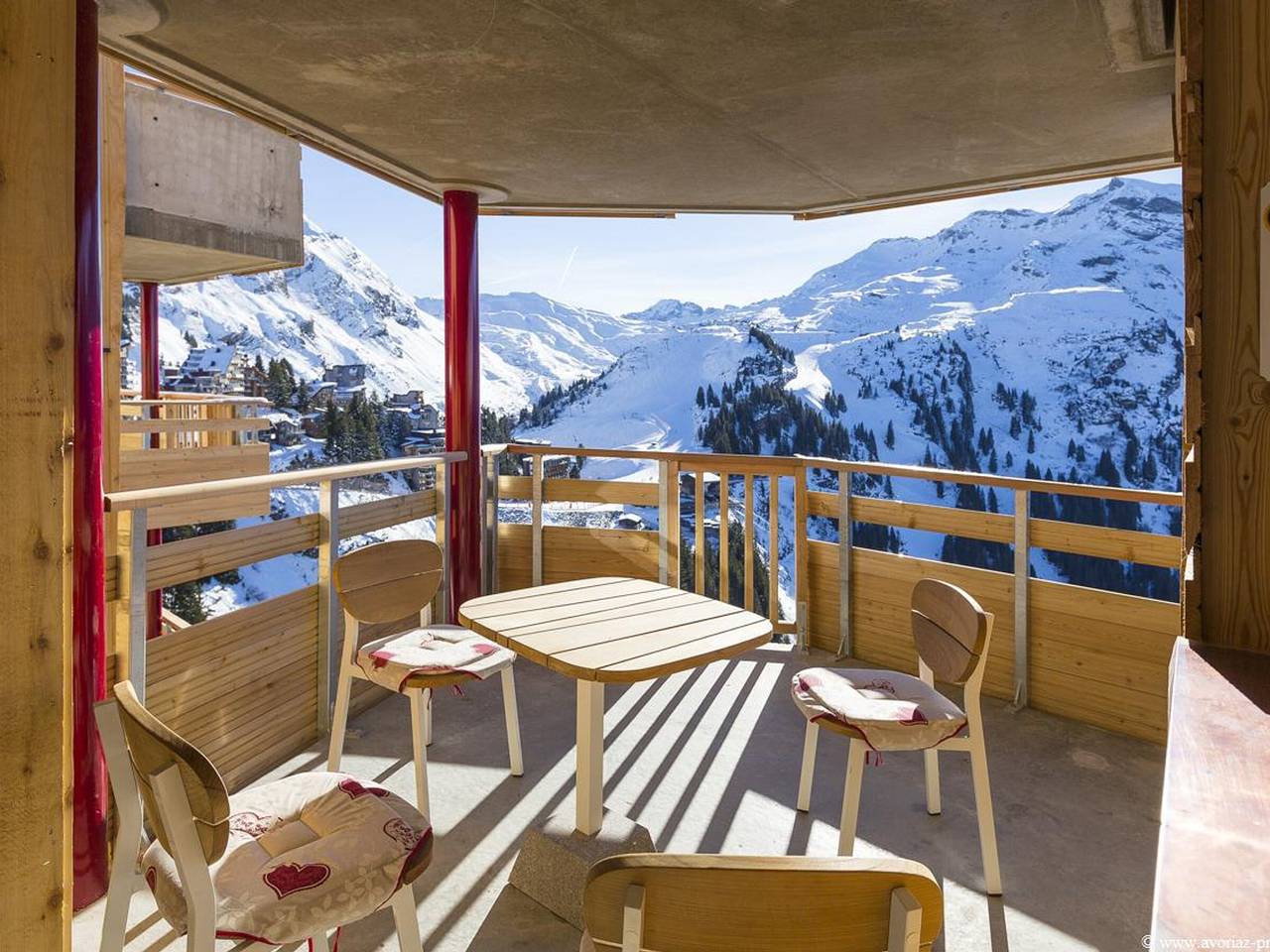 Luxury 5-room apartment for 10 with wellness area in Avoriaz in Morzine, Les Portes du Soleil