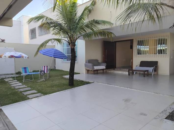 Casas e apartamentos de temporada para 12 pessoas, com jardim e vista em Guriri