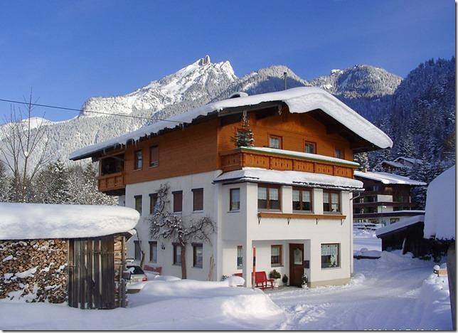 Ferienwohnung für 4 Personen, mit Balkon und Garten in Eben am Achensee - 2