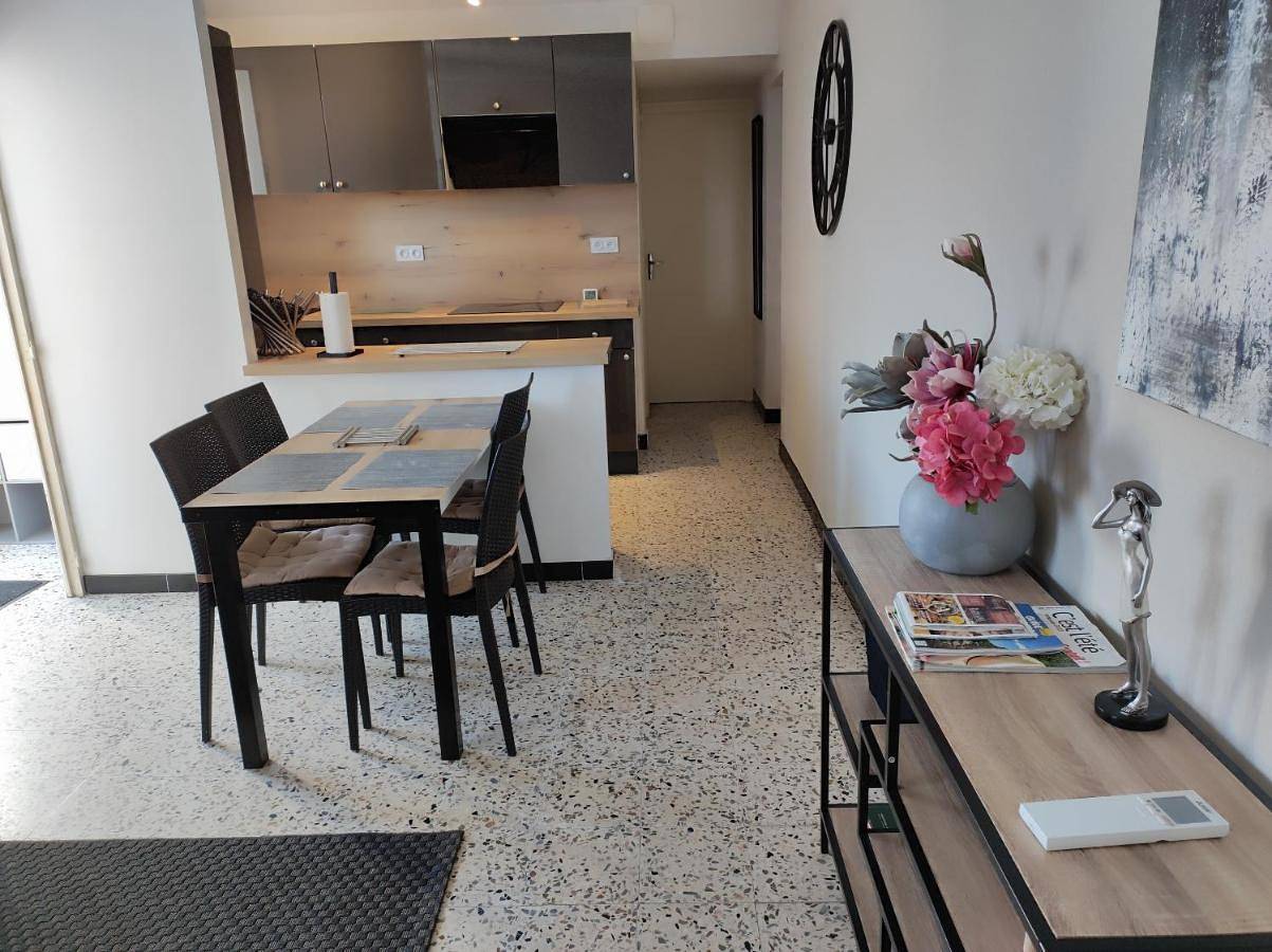 Appartement entier, Two-Bedroom Apartment in Saint-Didier-sous-Aubenas, Ardèche