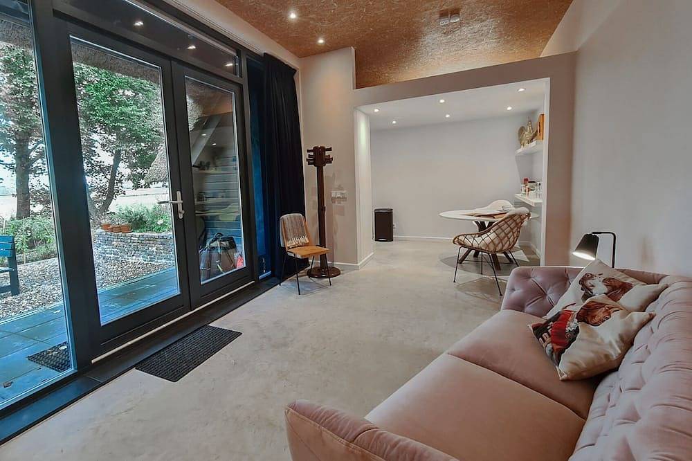 Ganze Wohnung, Luxury vacation studio near the Wadden Sea with private sauna. in Dongeradeel, Niederländische Nordsee