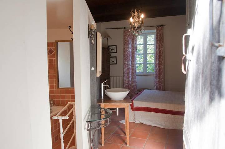 Location de vacances pour 8 personnes, avec terrasse et jardin à Cajarc - 2