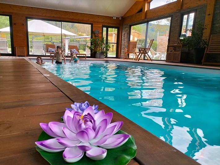 Camping voor 4 personen, met sauna en whirlpool in Pyreneeën