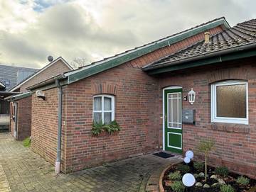 Ferienhaus für 4 Personen, mit Garten in Rhauderfehn