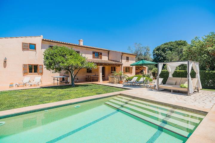 Villa für 6 Personen, mit Garten und Terrasse - 1