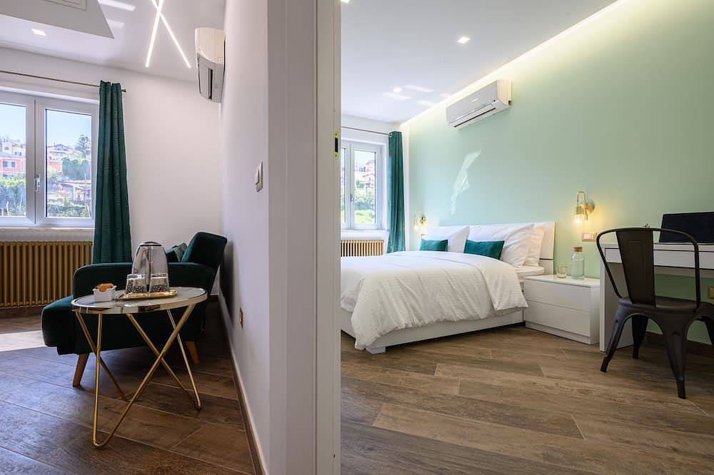 Ganze Wohnung, Villa In Bed Green Suite in Quarto, Neapel Provinz